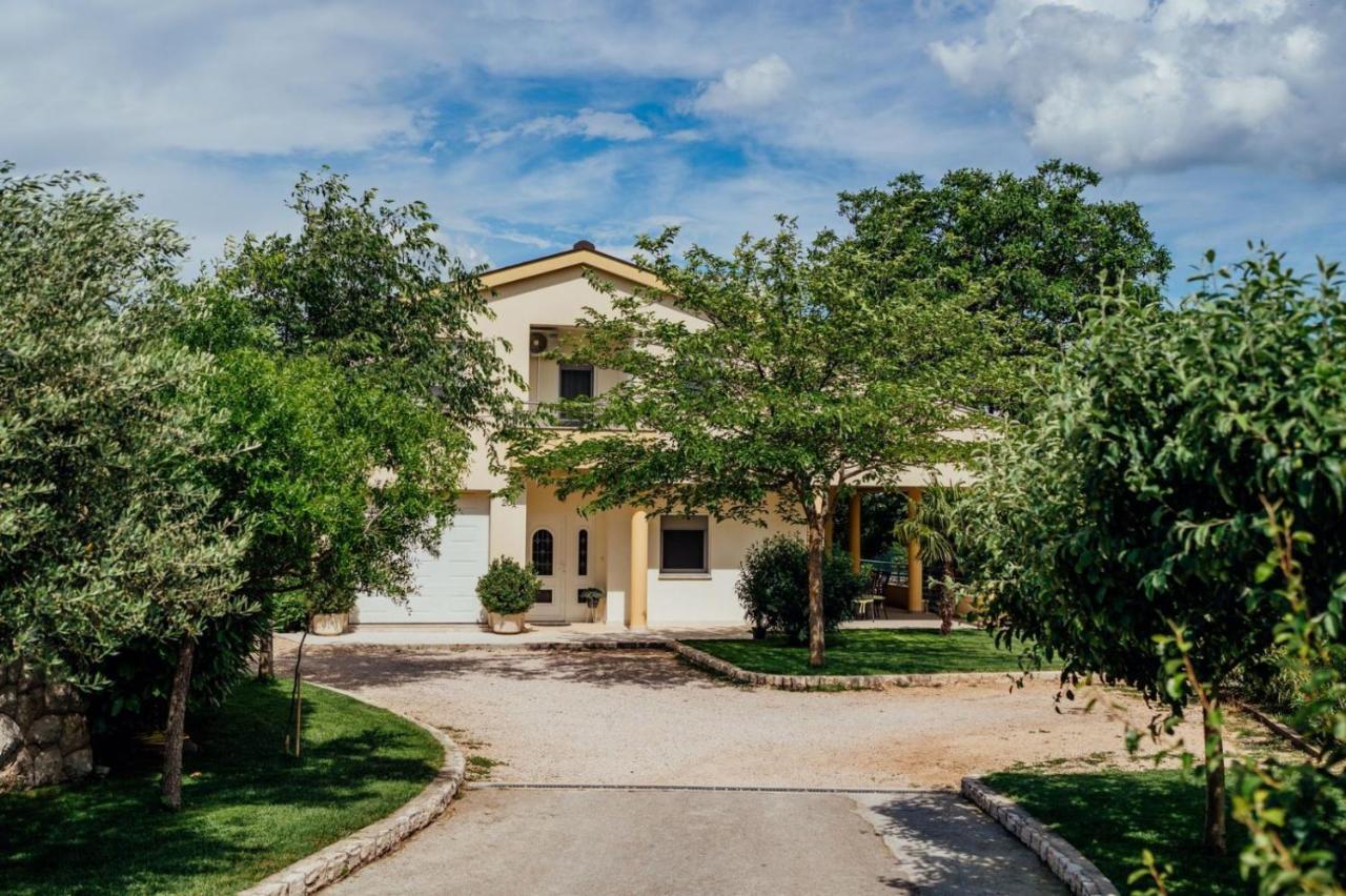 Holiday Home Terra Roca - Imotski, Natural Environment With Complete Peace And Quiet. מראה חיצוני תמונה